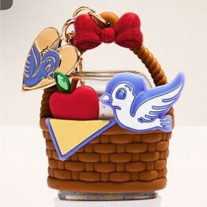 Bath & Body Works Disney Princesses Snow White Basket Keychain Charm PocketBac